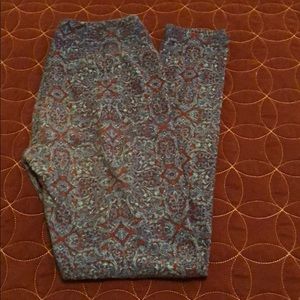 One size LuLaRoe leggings